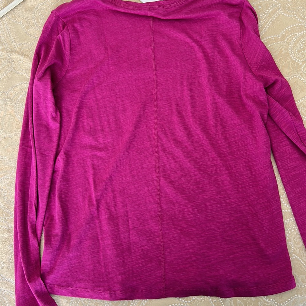 Long sleeve scoop tee raspberry color sz Lg - Picture 4 of 7